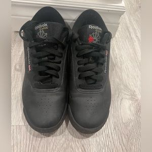 Womens princess reebok sneakers black leather size 8